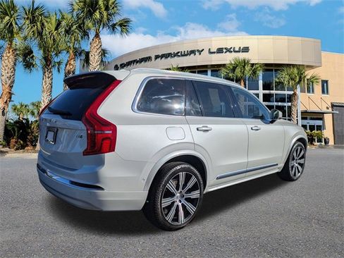 Used 2022 Volvo XC90 T6 Inscription w/ Advanced Package image 5