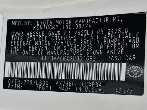 Used 2025 Toyota Camry XSE FWD image 38