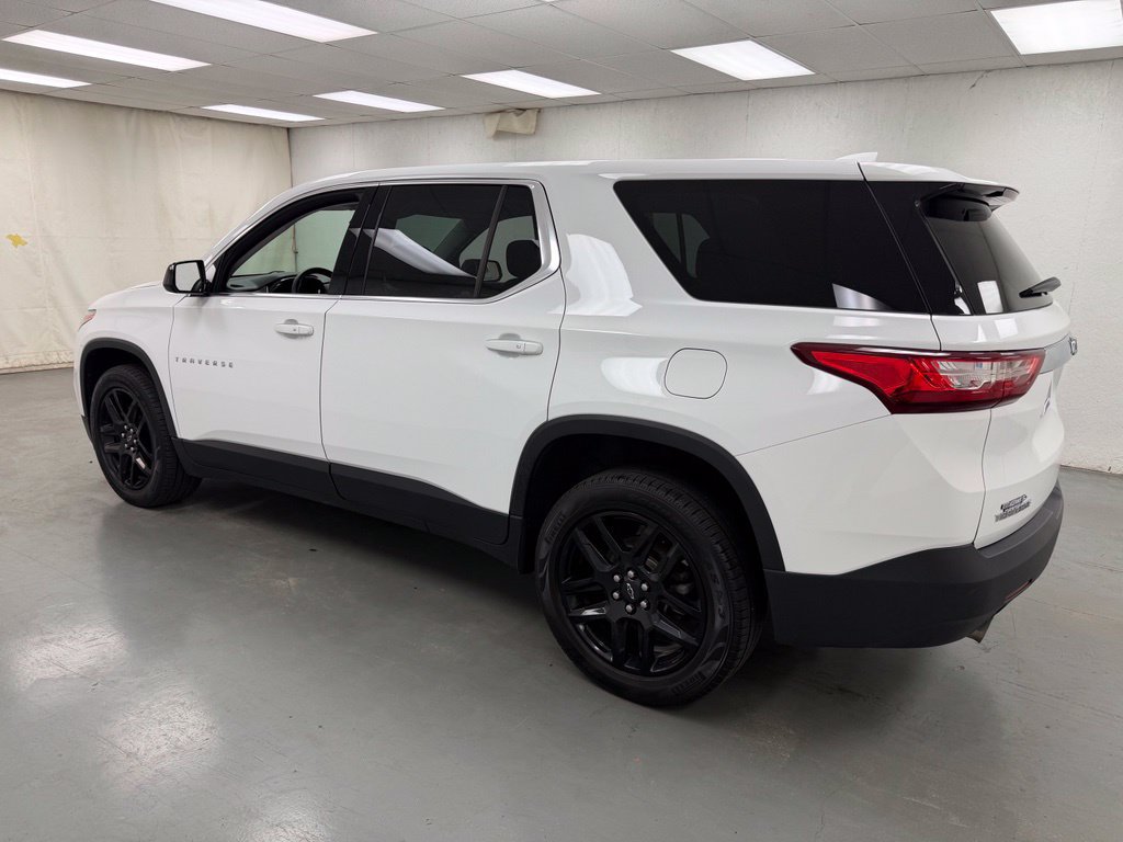 Used 2020 Chevrolet Traverse LS FWD image 3