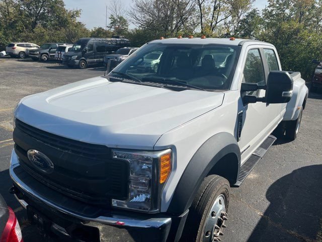 Used 2016 Ford F450 XL w/ Power Equipment Group AWD/4WD image 2