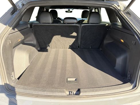 Used 2022 Volkswagen Atlas Cross Sport SE image 17