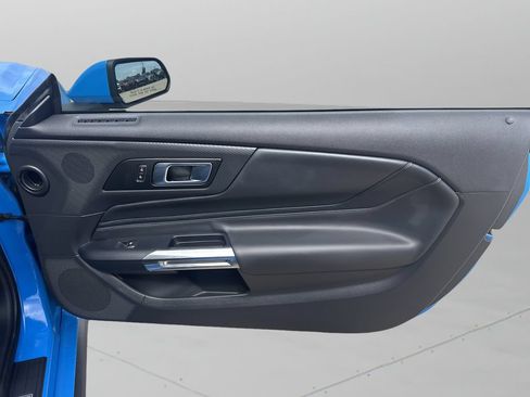 Used 2025 Ford Mustang GT Premium RWD image 13