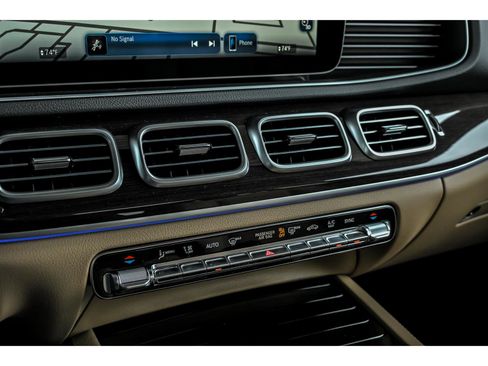 New 2026 Mercedes-Benz GLE 450 4MATIC image 16