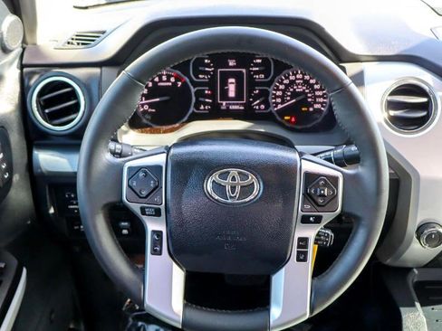 Used 2018 Toyota Tundra Platinum image 17