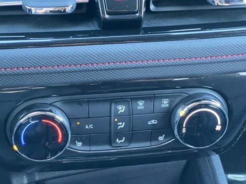 Used 2024 Chevrolet TrailBlazer RS image 4