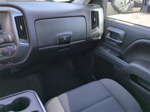 Used 2018 Chevrolet Silverado 1500 LT w/ All Star Edition image 18
