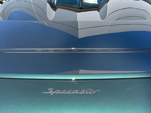 Certified 2019 Porsche 911 Speedster image 36