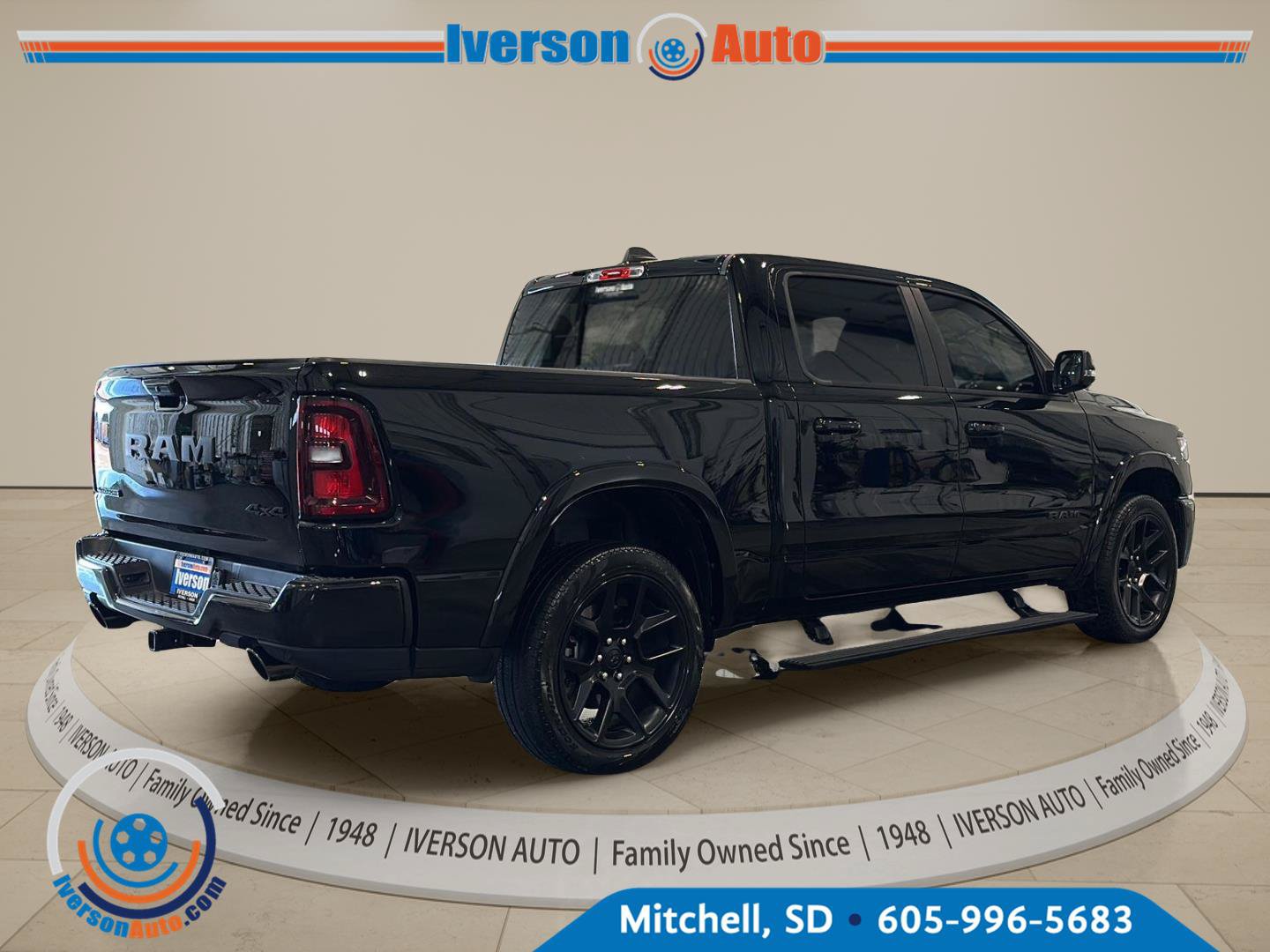 Used 2025 RAM 1500 Laramie w/ Night Edition AWD/4WD image 7