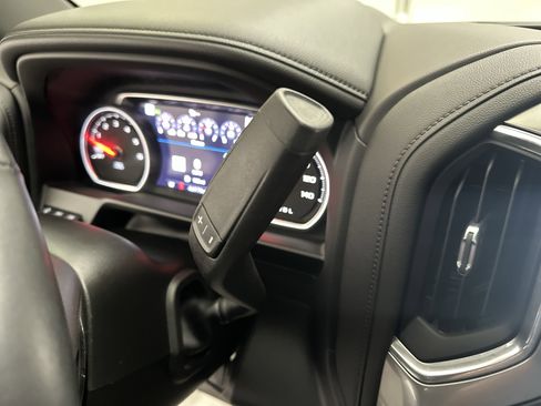 Used 2022 Chevrolet Silverado 1500 LTZ w/ LTZ Premium Package image 45