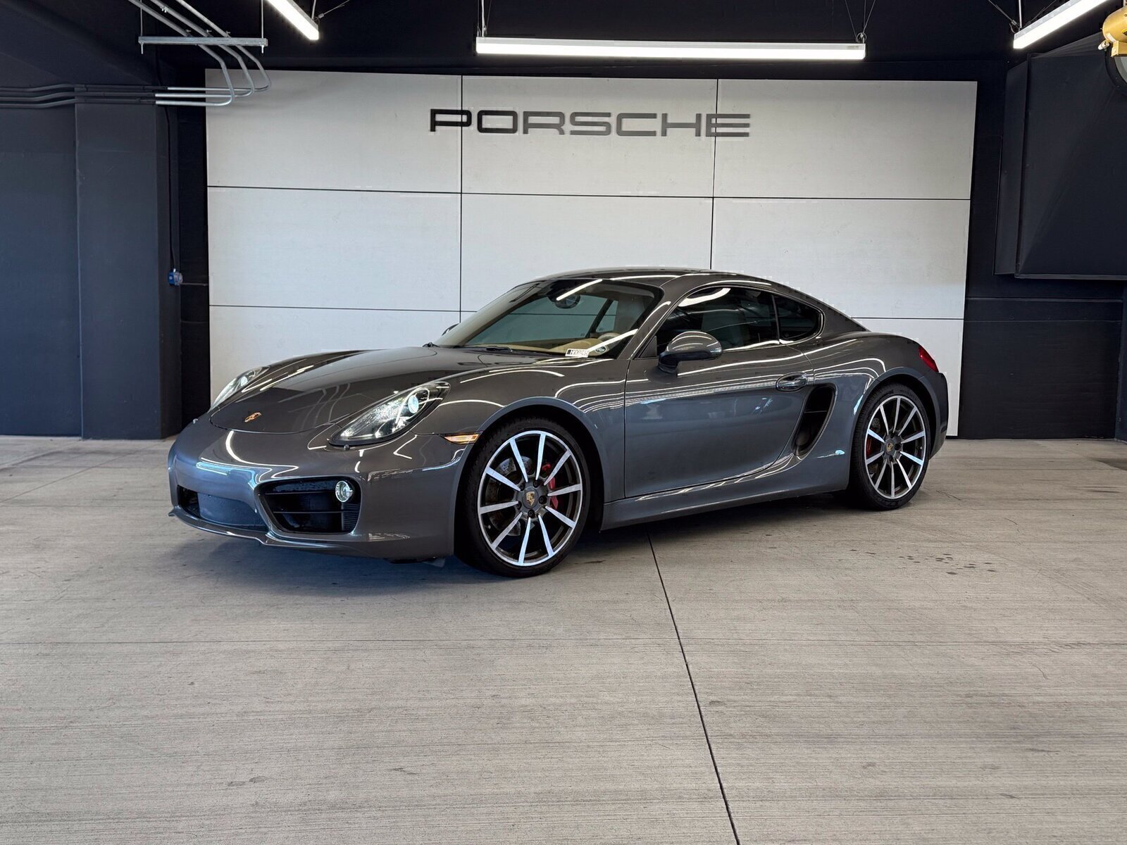 Used 2014 Porsche Cayman S RWD image 1