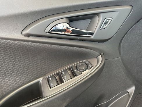 New 2025 Chevrolet Malibu RS image 12