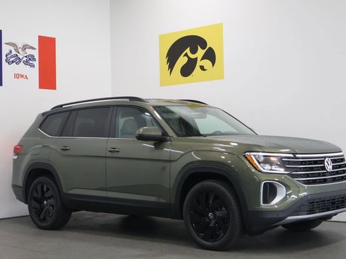 New 2026 Volkswagen Atlas SE AWD/4WD image 1