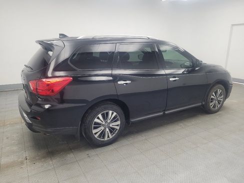 Used 2019 Nissan Pathfinder SL image 10