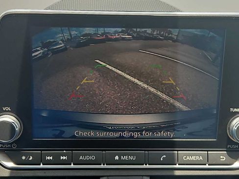 Used 2024 Nissan Altima 2.5 SV FWD image 23