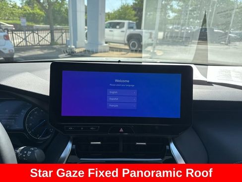 Used 2024 Toyota Venza Nightshade AWD/4WD image 21