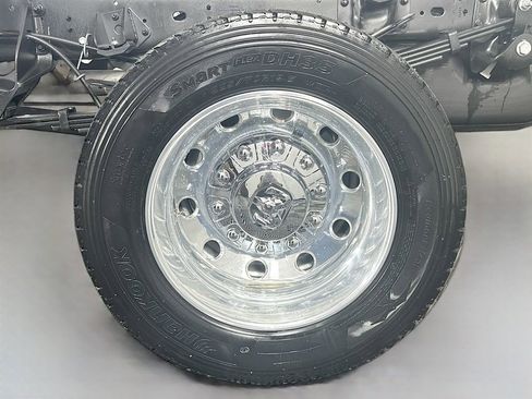 New 2026 RAM 5500 Tradesman w/ Chrome Appearance Group image 17