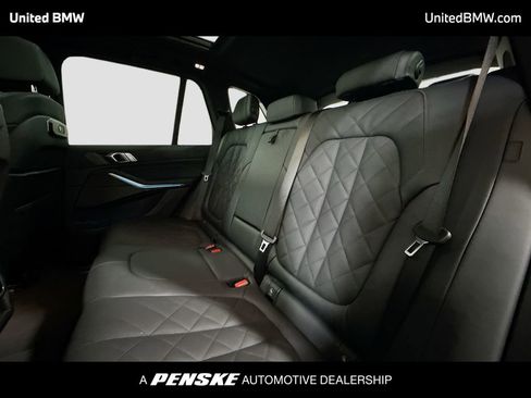 Used 2026 BMW X5 sDrive40i image 13