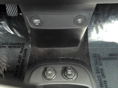 Used 2024 Kia EV6 Light RWD image 45