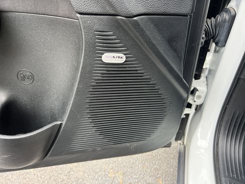 Used 2023 Dodge Challenger GT image 11