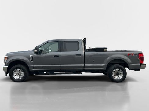 Used 2022 Ford F250 XLT w/ XLT Value Package AWD/4WD image 2