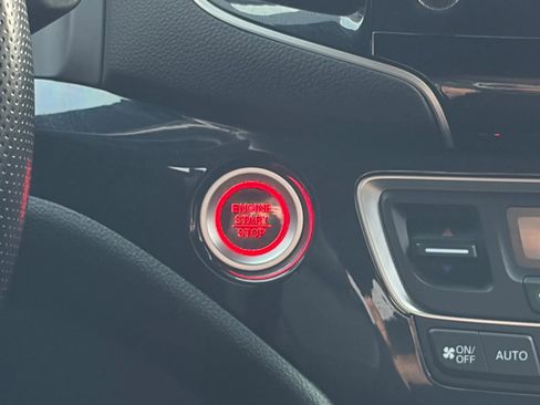 Used 2021 Honda Ridgeline Black Edition image 16