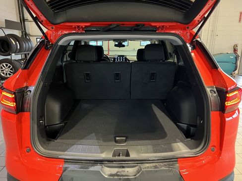 New 2025 Chevrolet Blazer LT w/ Midnight/Sport Edition image 7