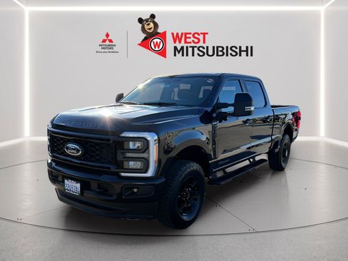 Used 2023 Ford F250 XL w/ STX Appearance Package AWD/4WD image 1