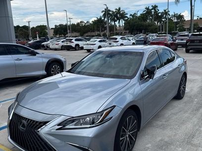 Used 2024 Lexus ES 350 w/ Premium Package