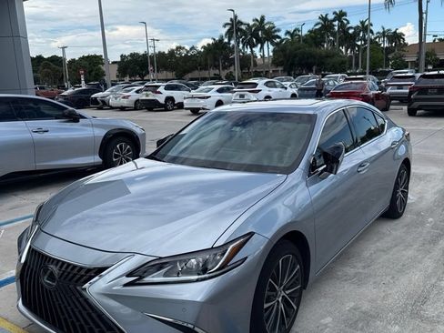 Used 2024 Lexus ES 350 w/ Premium Package FWD image 1