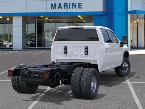 New 2026 Chevrolet Silverado 3500 W/T AWD/4WD image 4
