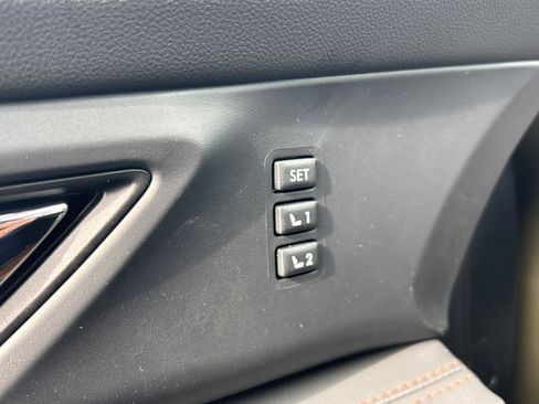 New 2026 Subaru Ascent Limited Bronze image 20