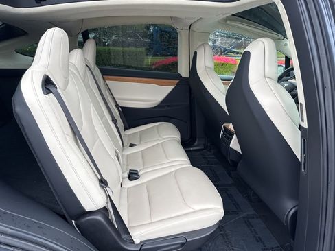 Used 2019 Tesla Model X AWD/4WD image 21