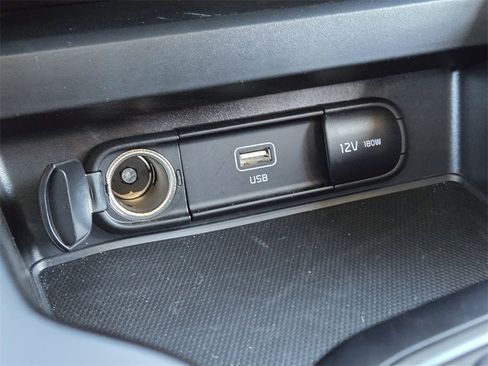 Used 2025 Kia Soul S image 22