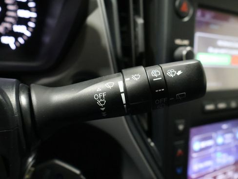 Used 2024 Subaru Crosstrek 2.0i image 35