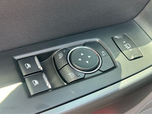 New 2026 Ford F250 XLT AWD/4WD image 9