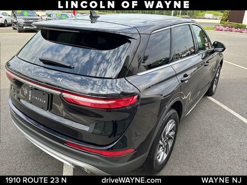 Certified 2024 Lincoln Corsair AWD w/ Equipment Group 101A image 8