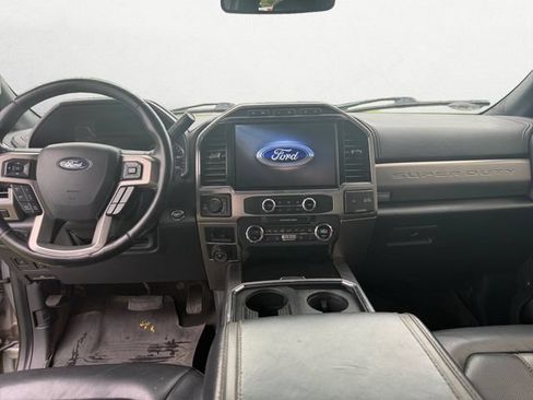 Used 2022 Ford F350 Platinum w/ Tremor Off-Road Package AWD/4WD image 10
