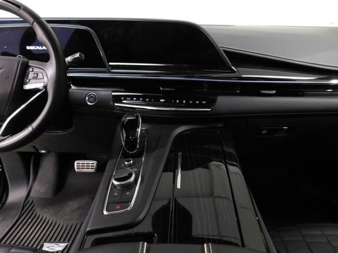 Used 2024 Cadillac Escalade ESV V w/ LPO, Floor Liner Package AWD/4WD image 43