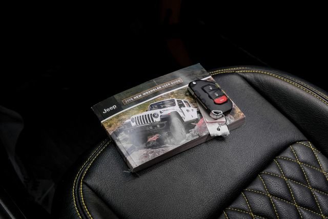 Used 2019 Jeep Wrangler Unlimited Rubicon w/ LED Lighting Group AWD/4WD image 83