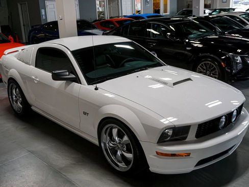 Used 2007 Ford Mustang GT image 35