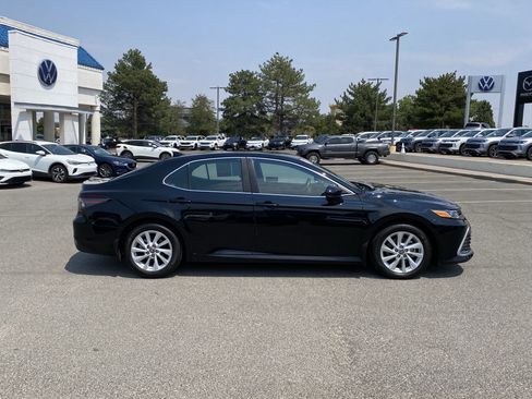 Used 2023 Toyota Camry LE FWD image 14