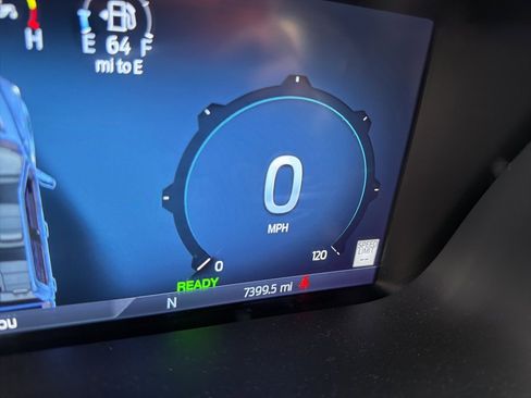 Used 2025 Ford F150 XLT w/ Equipment Group 302A MID image 9