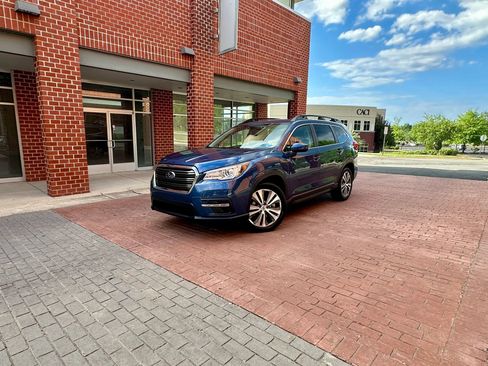 Used 2021 Subaru Ascent Premium w/ Sport Package AWD/4WD image 3