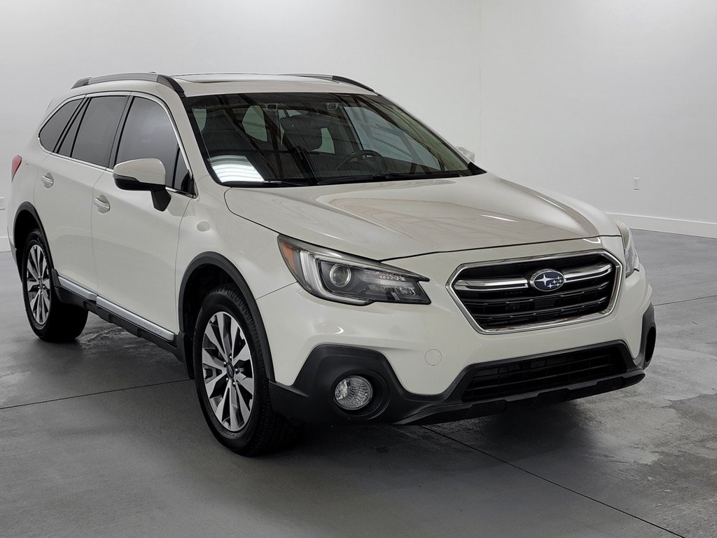 Used 2018 Subaru Outback 3.6R Touring w/ Protection Package #1 AWD/4WD image 2