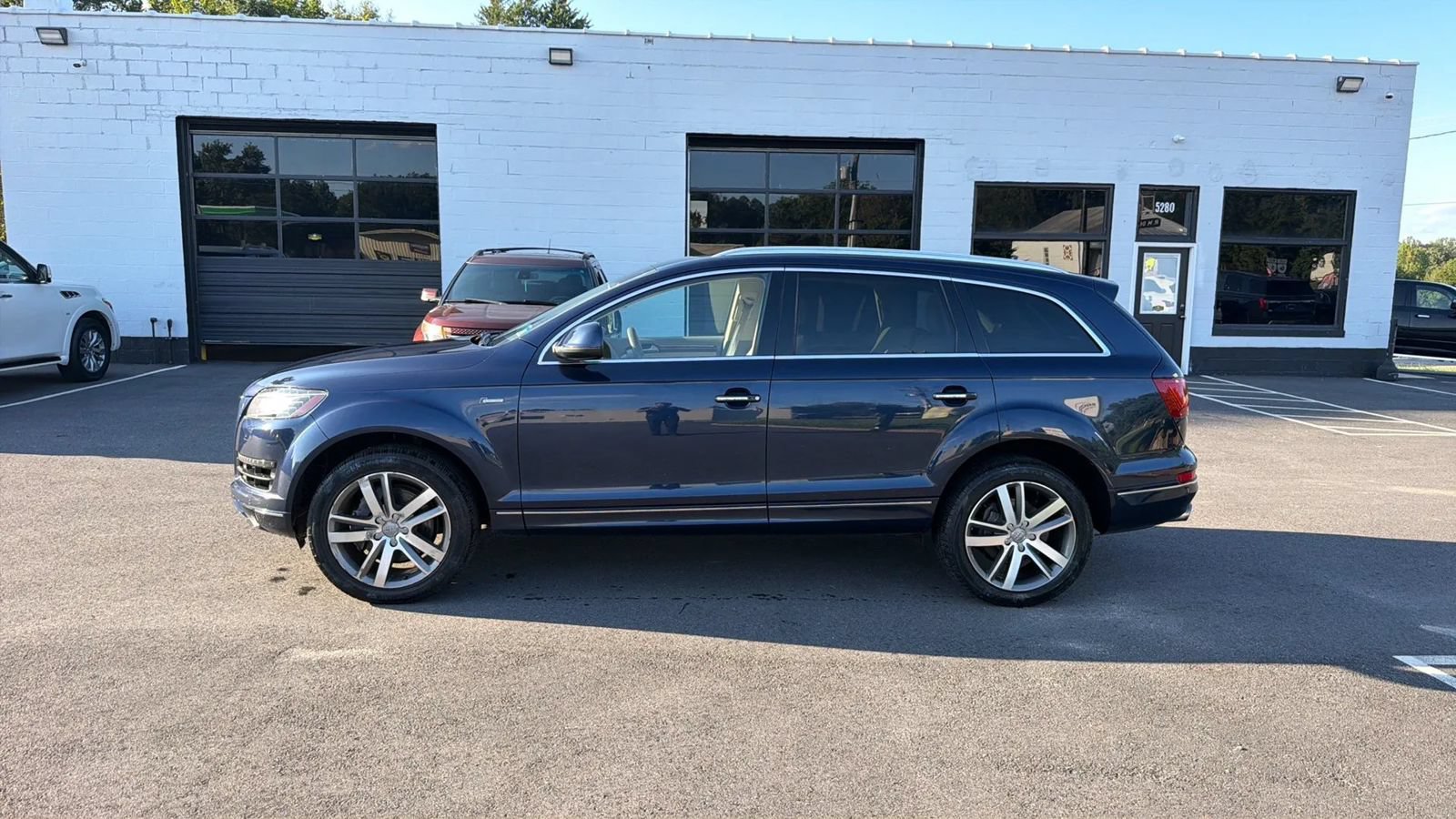 Used 2015 Audi Q7 3.0T Premium Plus w/ Premium Plus Package AWD/4WD image 2
