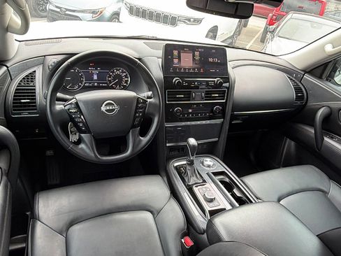 Used 2022 Nissan Armada SV w/ SV Appearance Package image 26