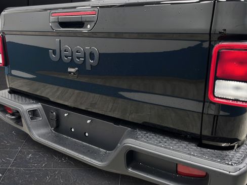 New 2026 Jeep Gladiator Sport AWD/4WD image 38
