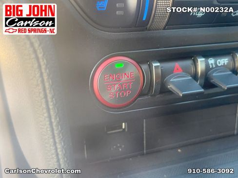 Used 2022 Ford Mustang Shelby GT500 w/ Technology Package RWD image 17