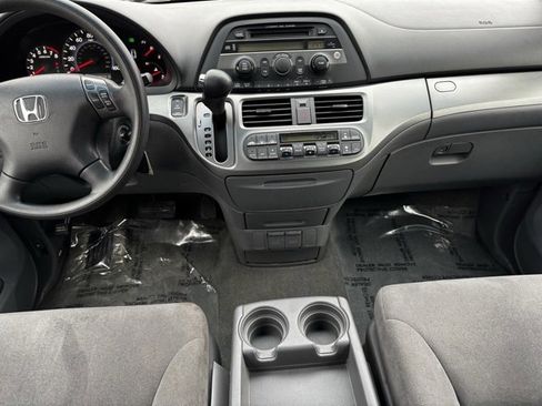 Used 2005 Honda Odyssey EX image 2