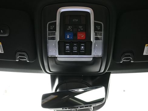 Used 2024 RAM 2500 Limited AWD/4WD image 28